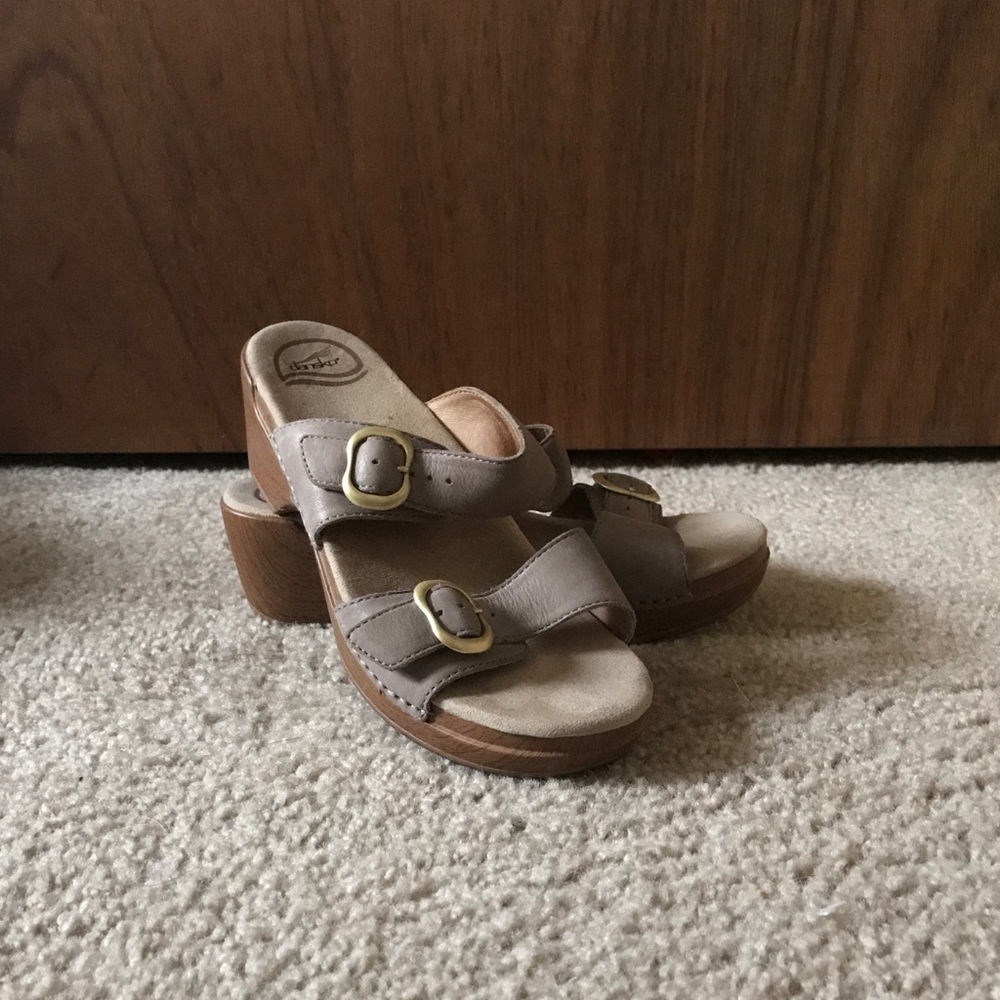 Dansko Sophie Sandal; EU size 38 (US size 7.5-8)